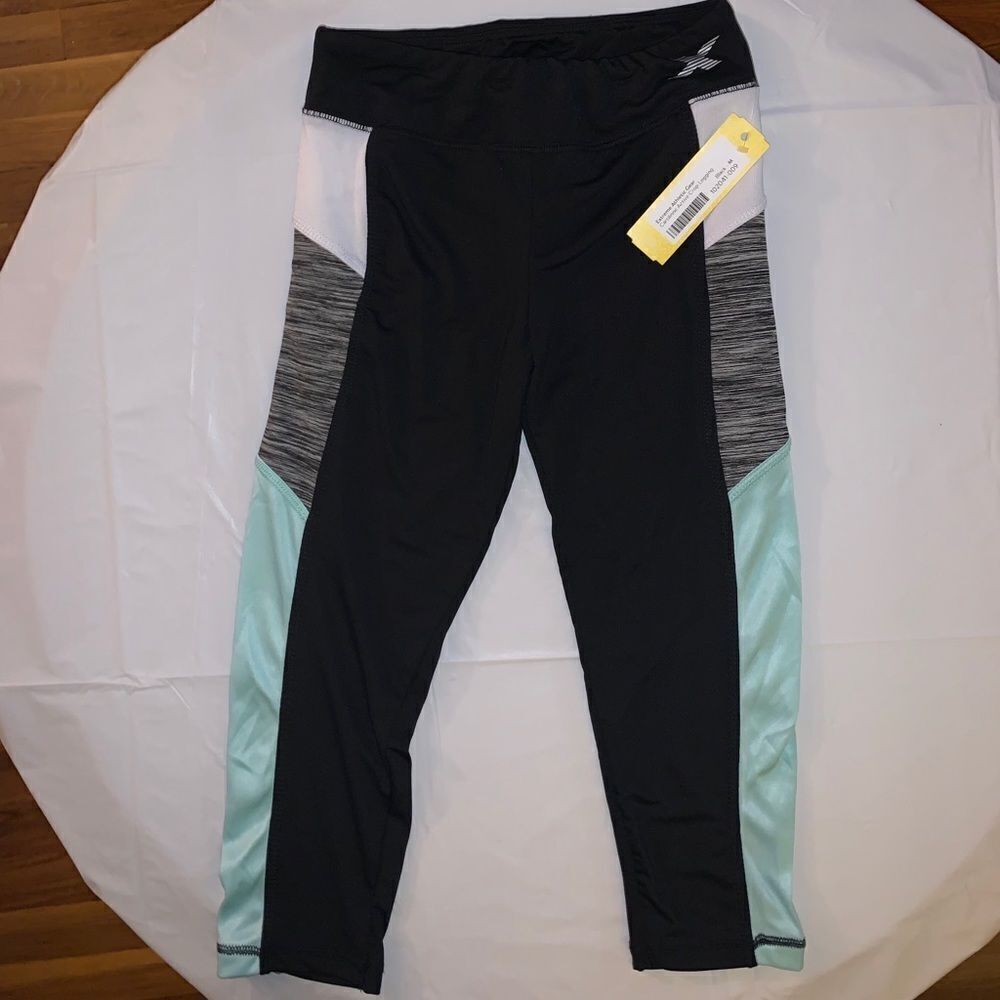 NWT Extreme Athletic Gear Capri Leggings M (10/12)